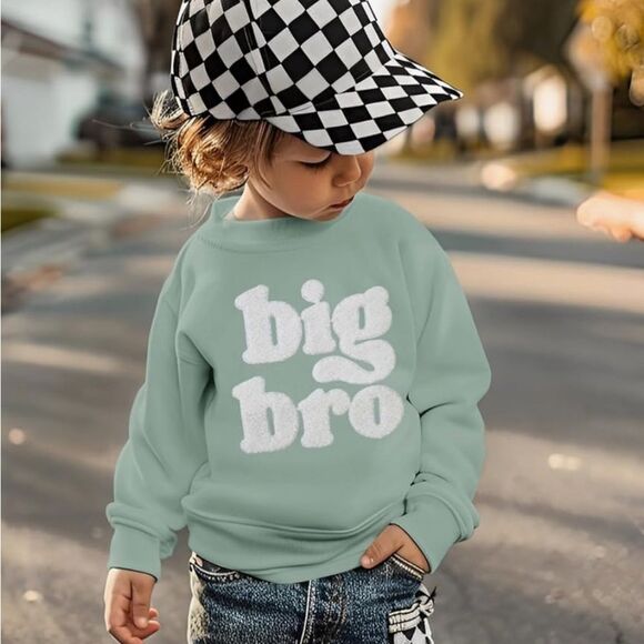 NWT Big Brother Sweatshirt Big Bro Chenille Patch Letter Pullover Crewneck 5T - Picture 3 of 6